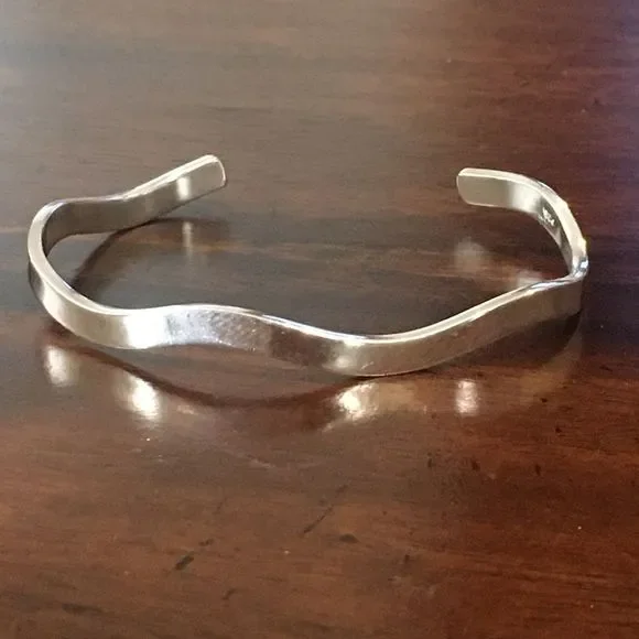 ヴィンテージ！Silver Wavy Cuff ブレスレット #1 s-l400.jpg